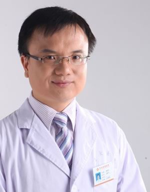 屈新华