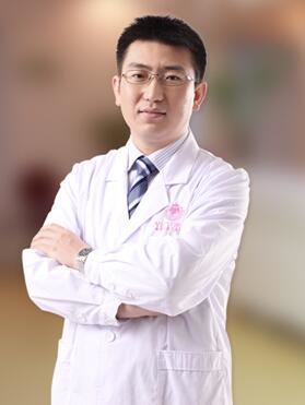 李寅