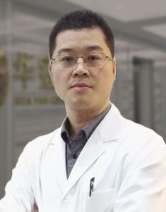 察鹏飞