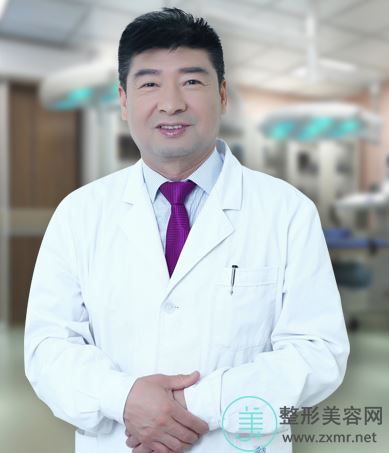 贲成凯
