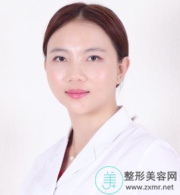 吴薇